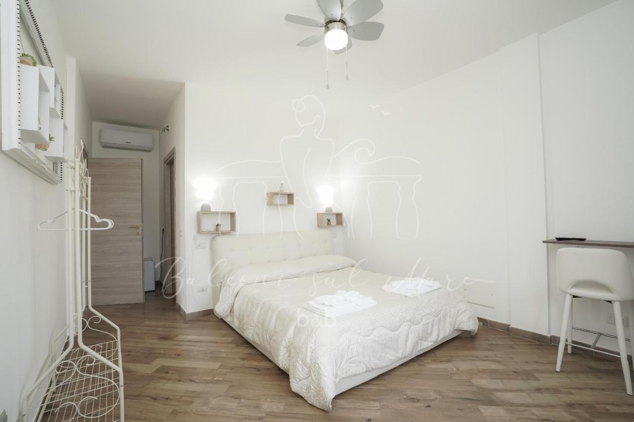Balconi Sul Mare Bed & Breakfast Otranto Bagian luar foto
