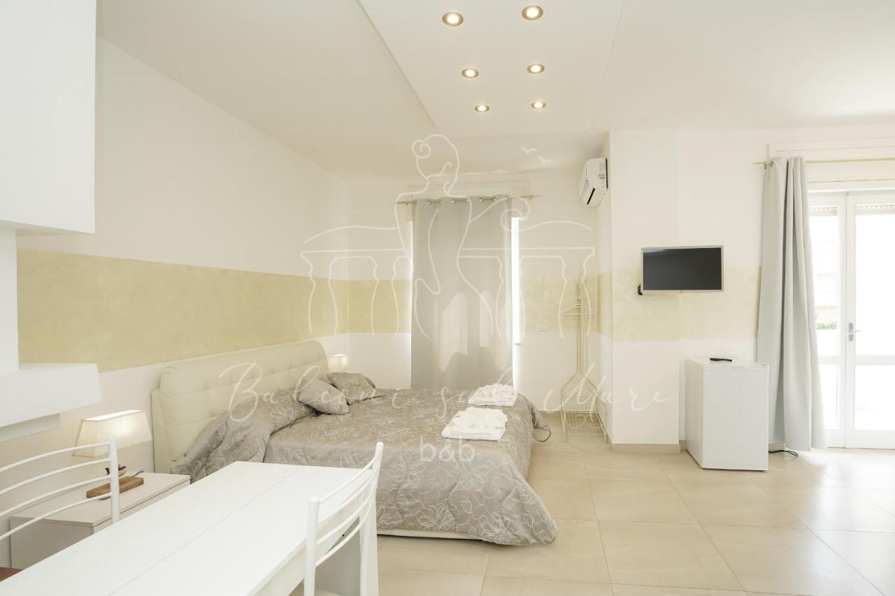Balconi Sul Mare Bed & Breakfast Otranto Bagian luar foto