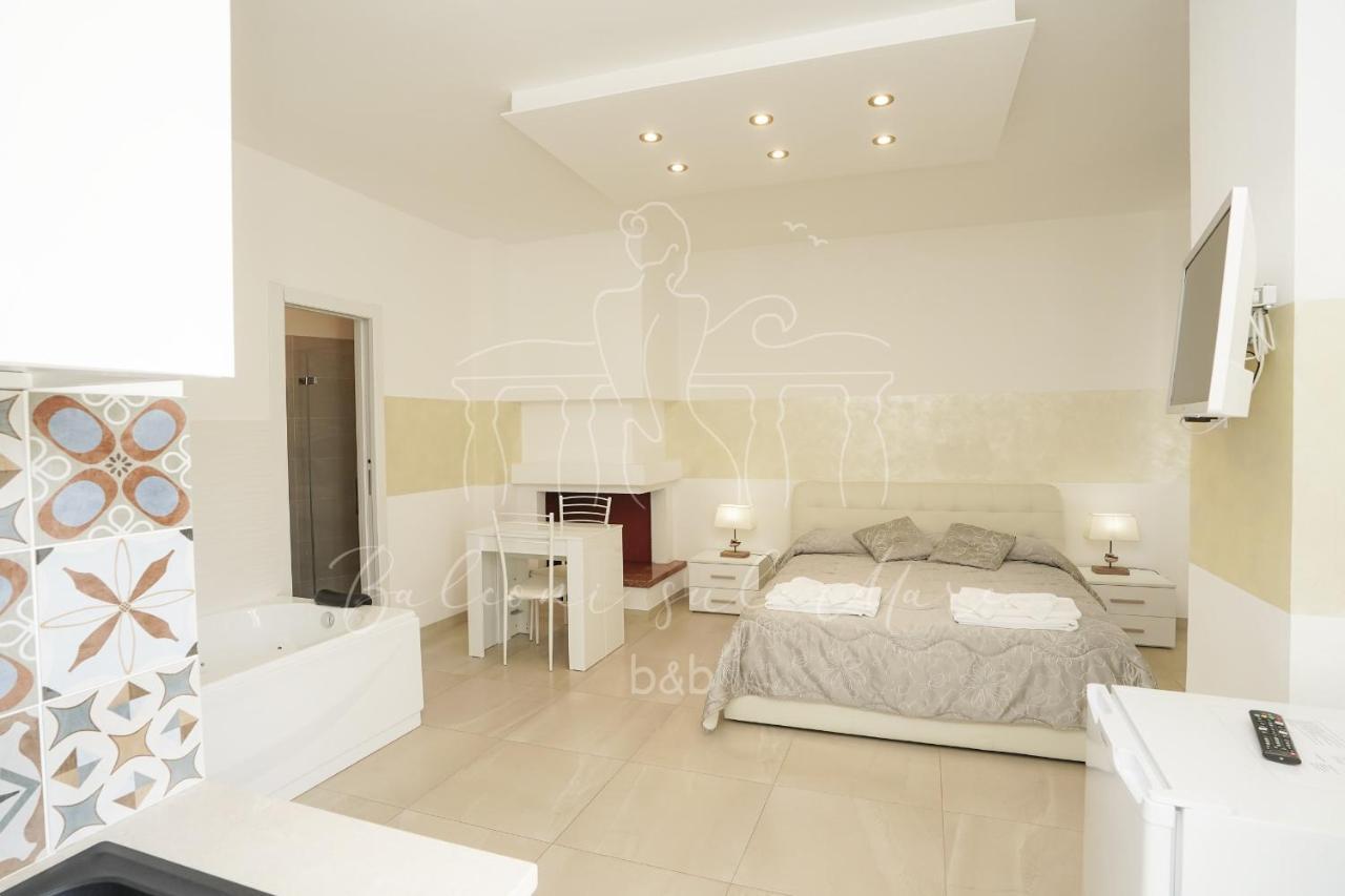 Balconi Sul Mare Bed & Breakfast Otranto Bagian luar foto