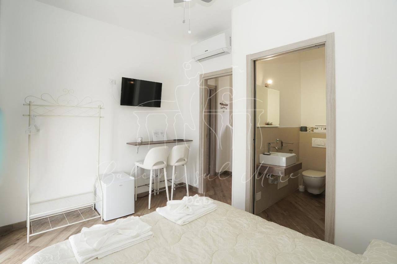 Balconi Sul Mare Bed & Breakfast Otranto Bagian luar foto