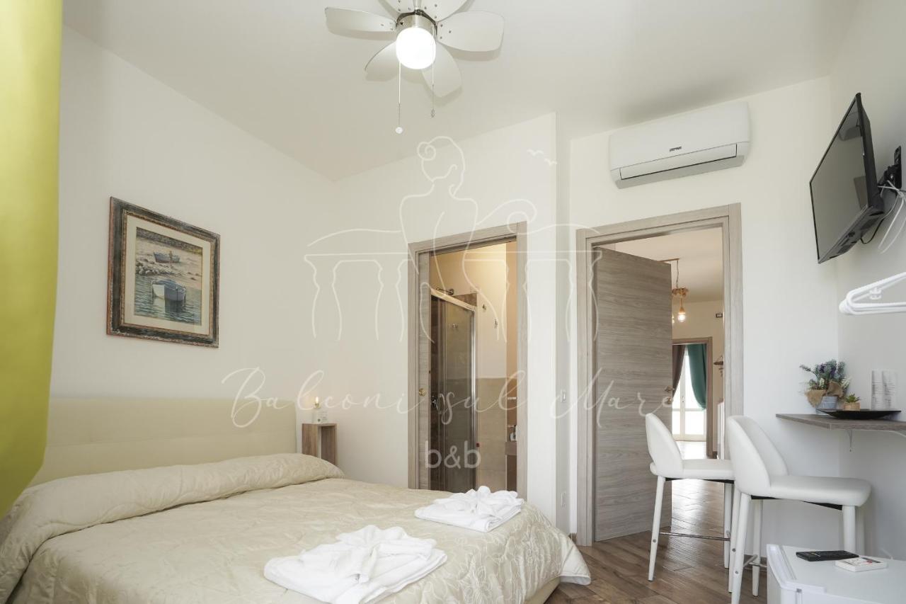 Balconi Sul Mare Bed & Breakfast Otranto Bagian luar foto